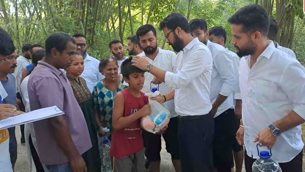 অসমৰ বানক ৰাষ্ট্ৰীয় সমস্যা হিচাপে ঘোষণা কৰিবলৈ দাবী আছুৰ