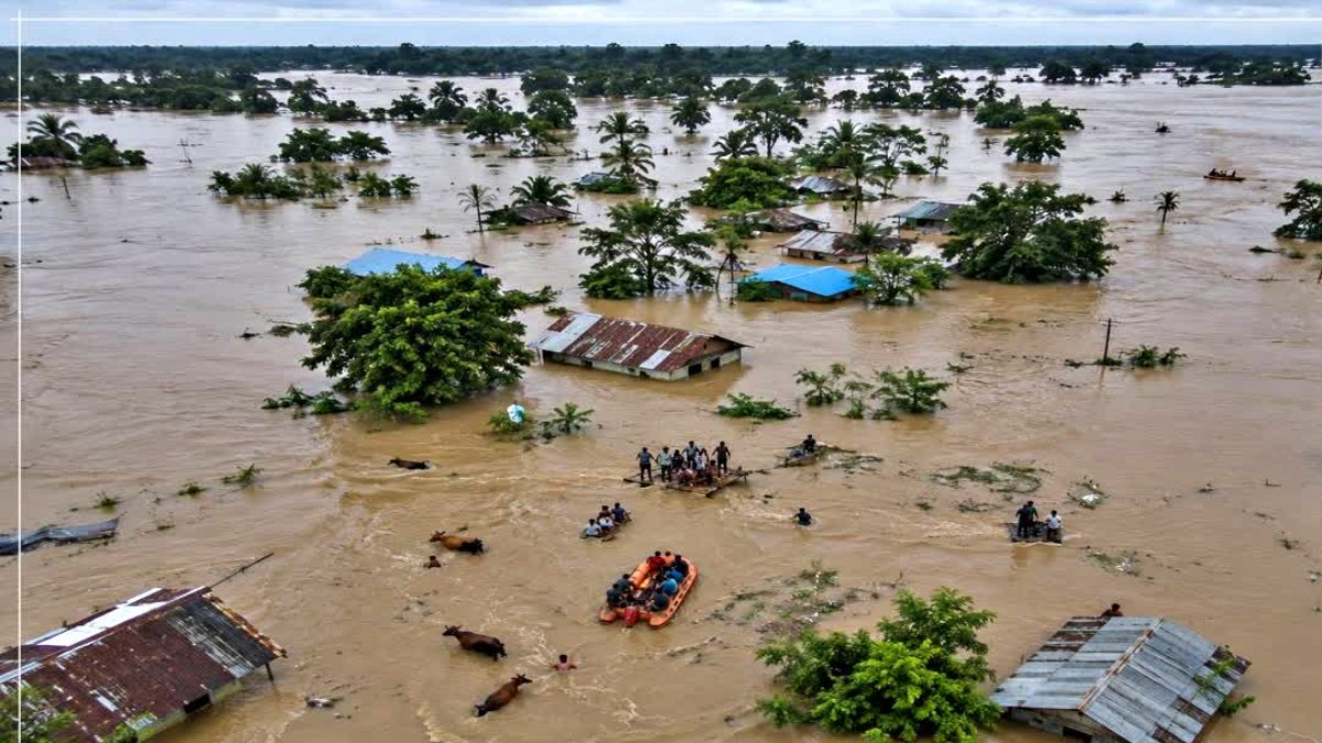 অসমৰ কেবাখনো জিলাত আগন্তুক ৩-৪ দিনলৈ প্ৰবল বৰষুণৰ আশংকা: অৰুণাচল আৰু নাগালেণ্ডতো প্ৰাকৃতিক সতৰ্কতা