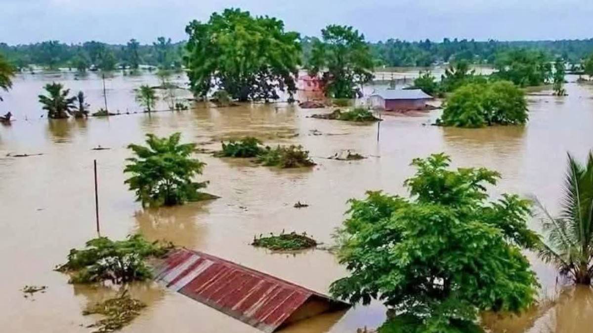উজনিৰ প্ৰলয়ংকাৰী বানৰ উৎস বিচাৰি তদন্ত আয়োগ গঠনৰ দাবী : কেন্দ্ৰ, ৰাজ্য আৰু নাগালেণ্ড চৰকাৰলৈ অসম সাহিত্য সভাৰ স্মাৰকপত্ৰ