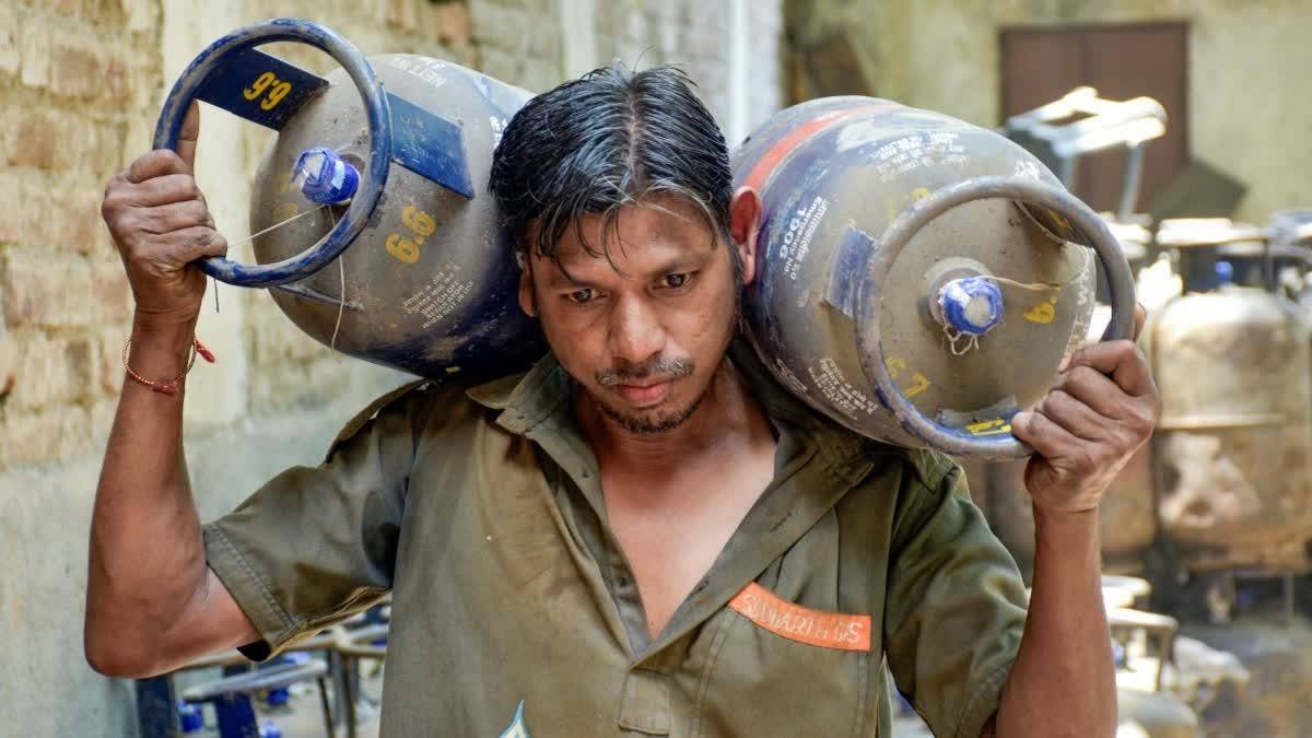 পশ্চিম এছিয়াৰ সংঘাতৰ পৰা শিক্ষা লৈছে ভাৰতে;ৰন্ধন গেছৰ উৎপাদন সন্দৰ্ভত নতুন নিৰ্দেশনা
