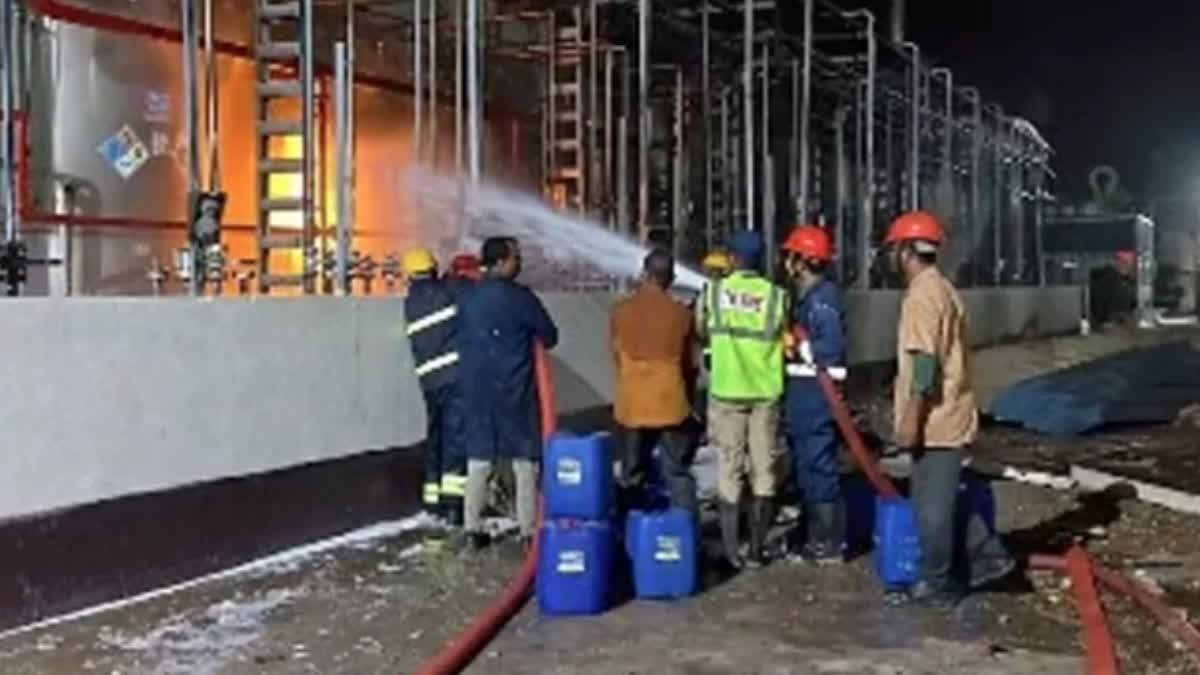 তেলেংগানাৰ যদাদ্রি-ভুবনগিৰি জিলাৰ ফাৰ্মা কোম্পানীত ৰিয়েক্টৰ বিস্ফোৰণ: ২ জন শ্ৰমিকৰ কৰুণ মৃত্যু, ৯ আহত