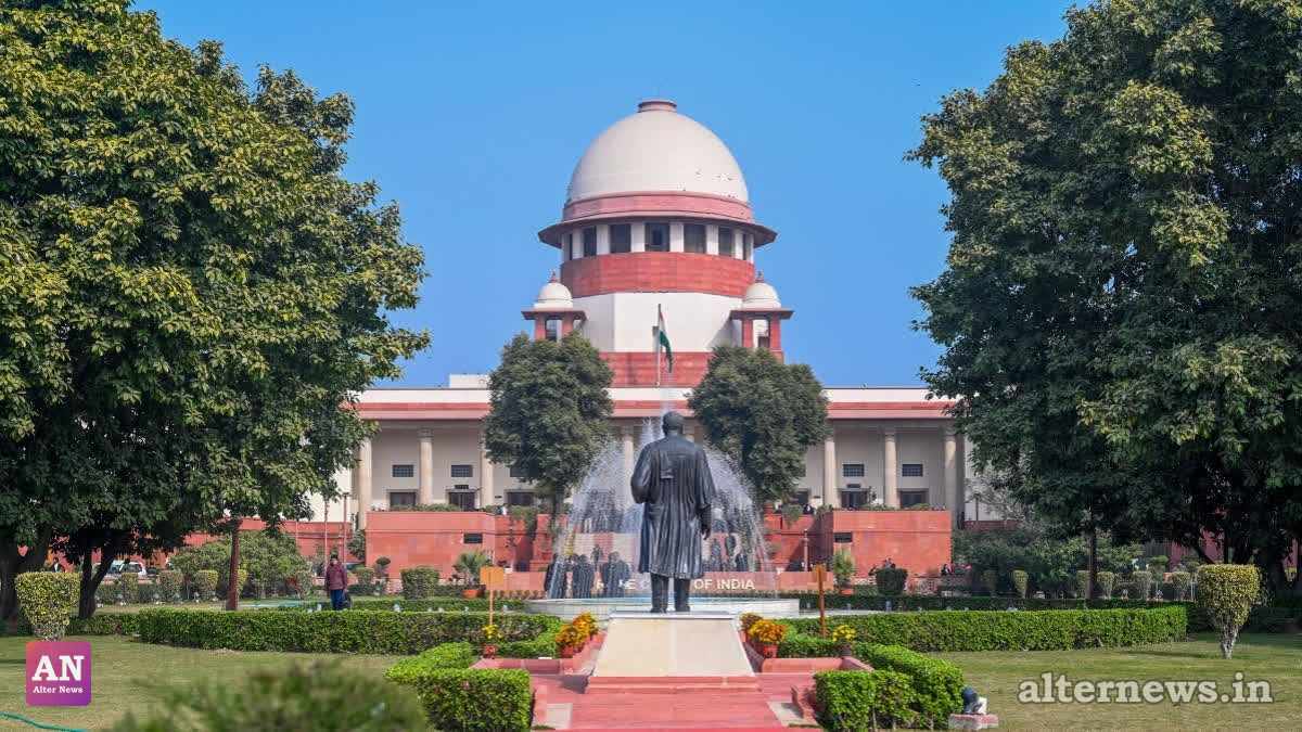Supreme Court Dismisses Review Petition on Loss of SC Status Upon Converting to Other Religions