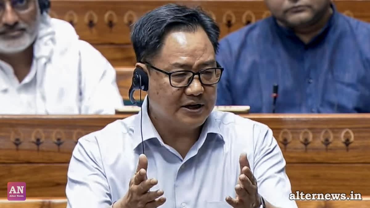 'Rahul Cannot Run Away': Kiren Rijiju Challenges LoP Rahul Gandhi to Face Amit Shah in Lok Sabha