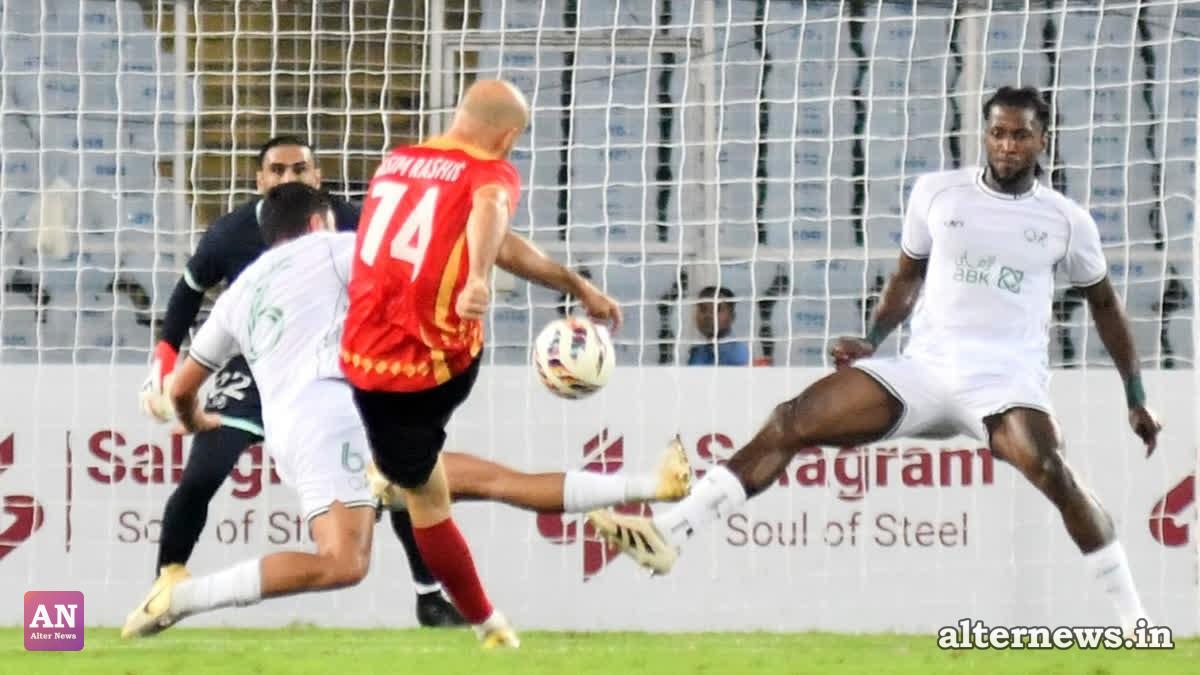 Players in action during the AFC Champions League Two preliminary-stage knockout match between East Bengal FC and Kuwait’s Al-Arabi SC at Vivekananda Yuba Bharati Krirangan in Kolkata on Wednesday (IANS)