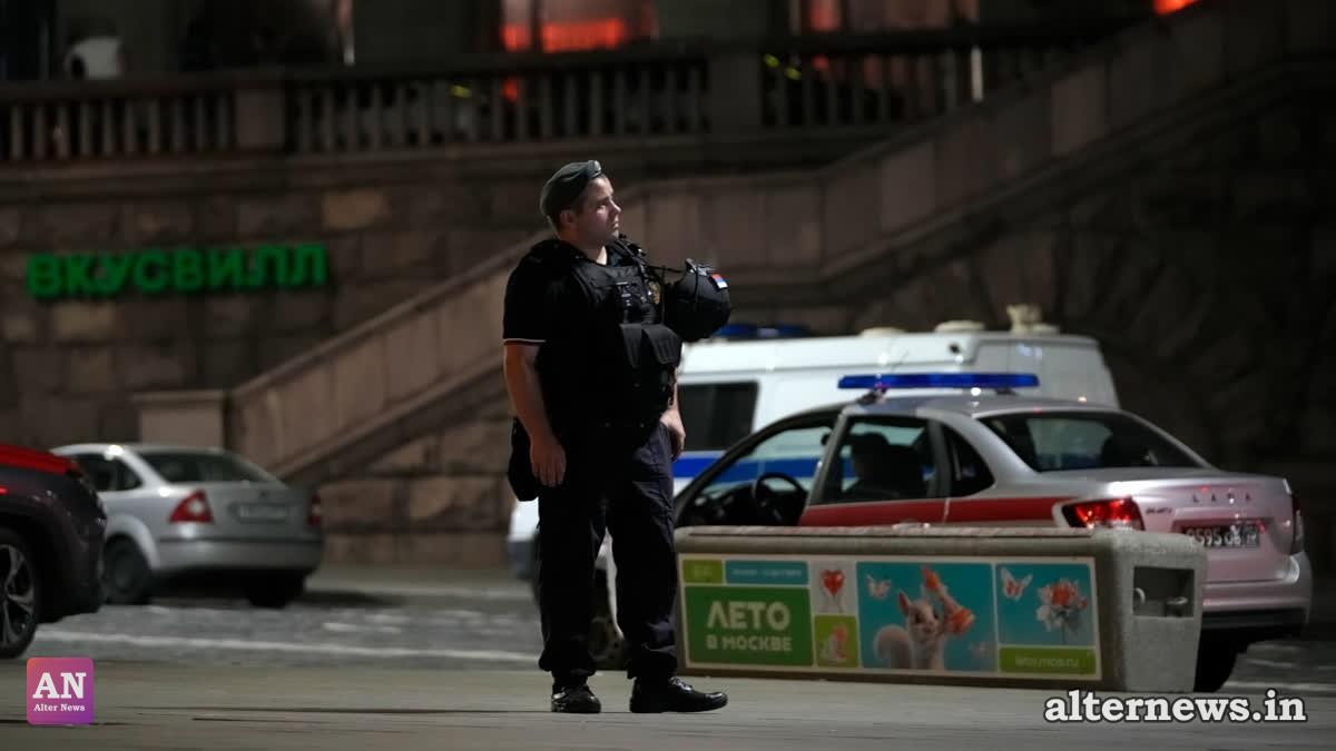 Moscow Mayor Calls Saturday's Deadly Bomb Attack On Restaurant A 'Terrorist Act'