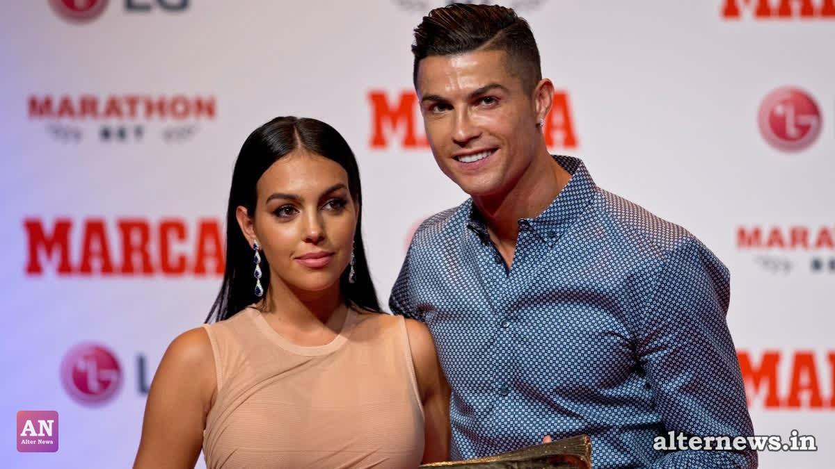 FILE - Juventus soccer player Cristiano Ronaldo poses with his partner, model Georgina Rodriguez in Madrid, July 29, 2019. (AP)