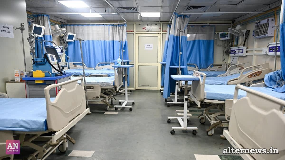 A view of a special ward set up for swine flu patients at Lok Nayak Jai Prakash (LNJP) Hospital, in New Delhi. (IANS)