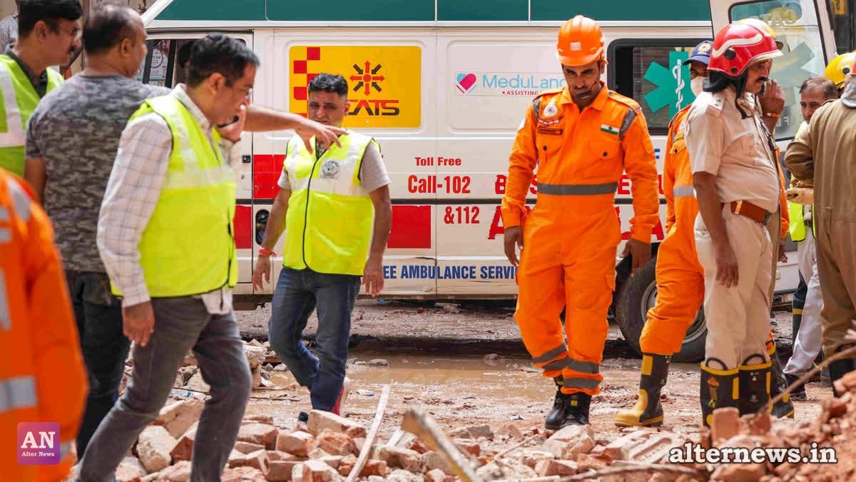 Delhi HC To Hear Urgent PIL On Satya Niketan Building Collapse Incident That Killed 7