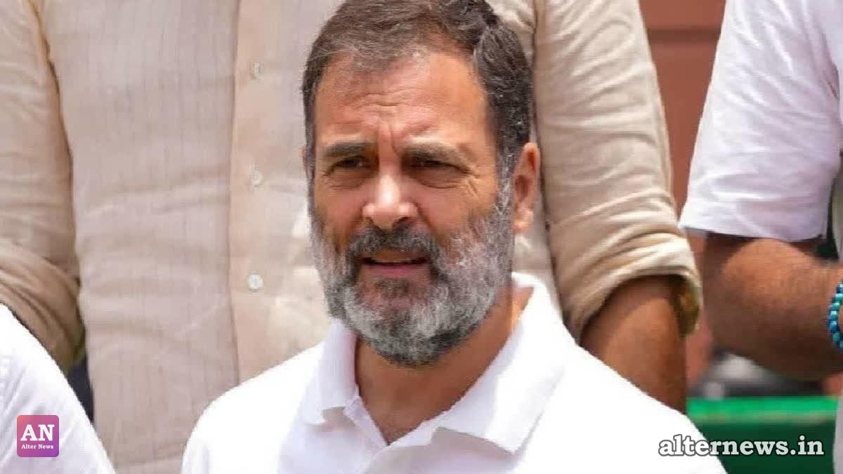 Rahul Gandhi Alleges EC Deleted 727 of 728 Voters in Delhi's Bela Estate, Labels It 'Vote Theft'