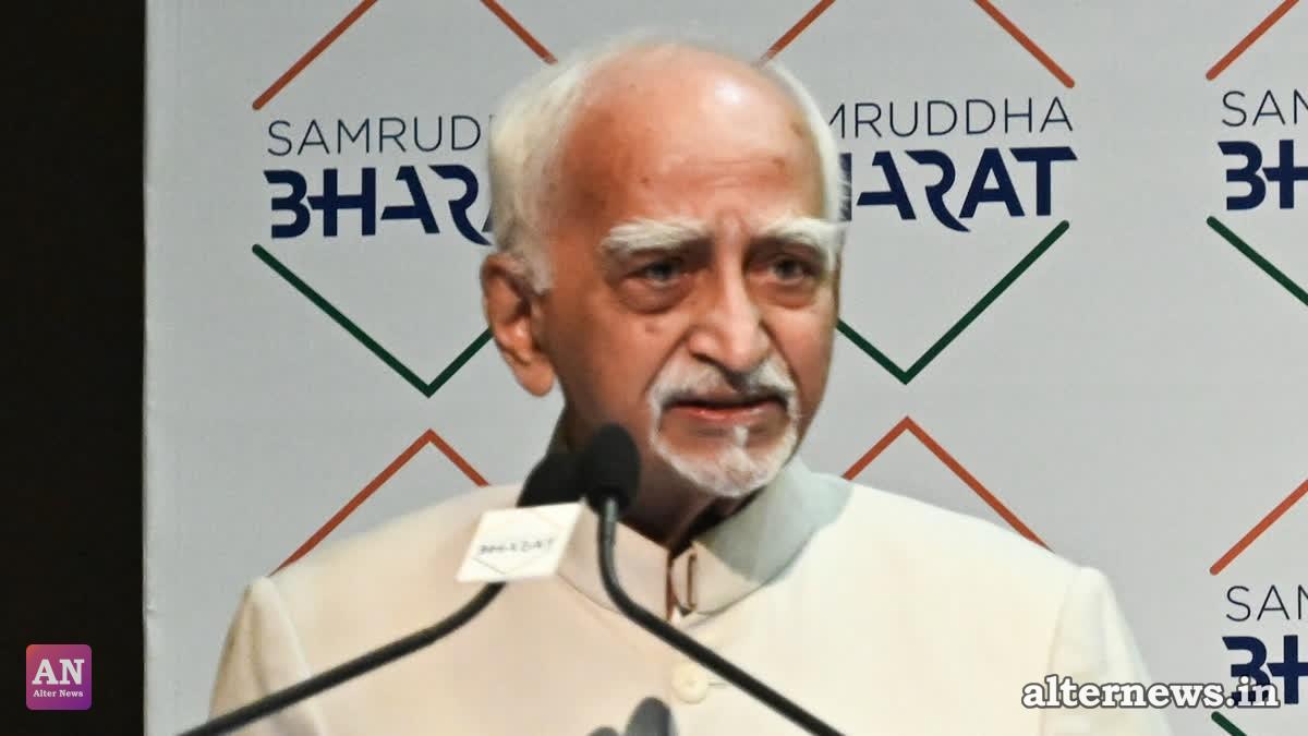 Come Out of Nehruvian, Radical Mindset: VHP Hits Back at Hamid Ansari Over Hindu Communalism Remarks