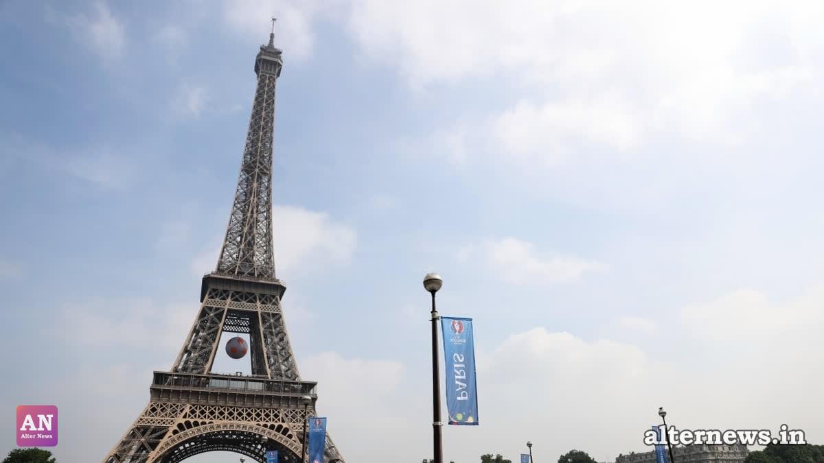 Eiffel Tower Shuts Down as Staff Protest Removal of Female Workers During Hindu Group Visit